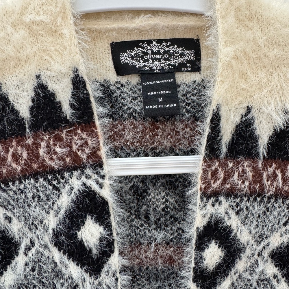 Cozy Geometric Pattern Sweater - Picture 2 of 4